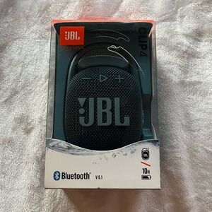 jbl clip 4